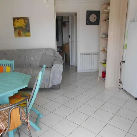 T3 Climatise - Terrasse Sud, Parking Prive, 6 Couchages - - Fr-1-250-218 Le Grau-du-Roi